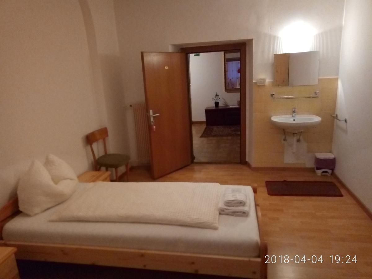 Gasthof Mondschein Hotel Meran Zewnętrze zdjęcie